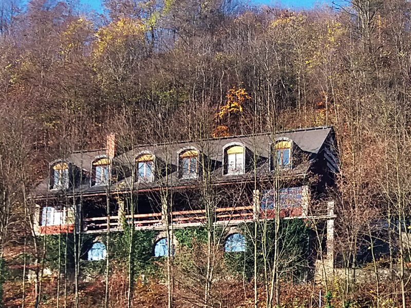 Zbrašovské aragonitové jeskyně - vstupní budova