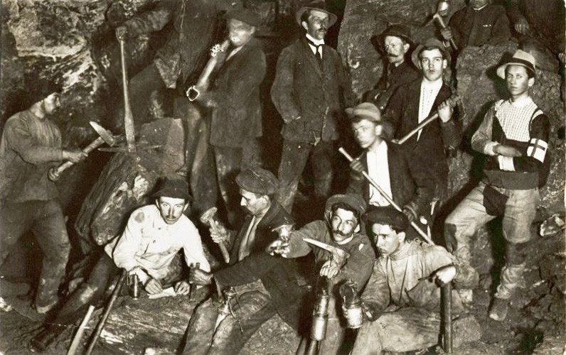 Zbrašovské aragonitové jeskyně - historie