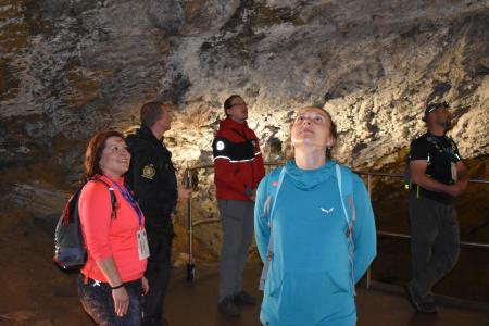 unikatni-aragonitovou-vyzdobu-jim-popsal-martin-klvana