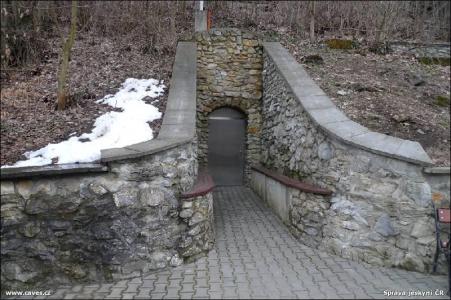 Oslavy 100. výročí objevu Zbrašovských jeskyní