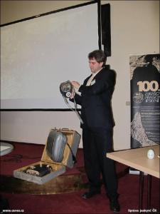 Oslavy 100. výročí objevu Zbrašovských jeskyní