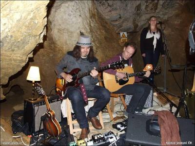 Koncert November 2nd na Zbrašově 30. června 2013