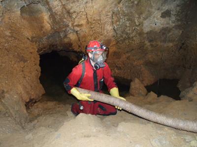 Instalace odsávání. Foto Slavomír Černý