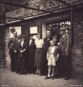  Zbrašovské aragonitové jeskyně - historie